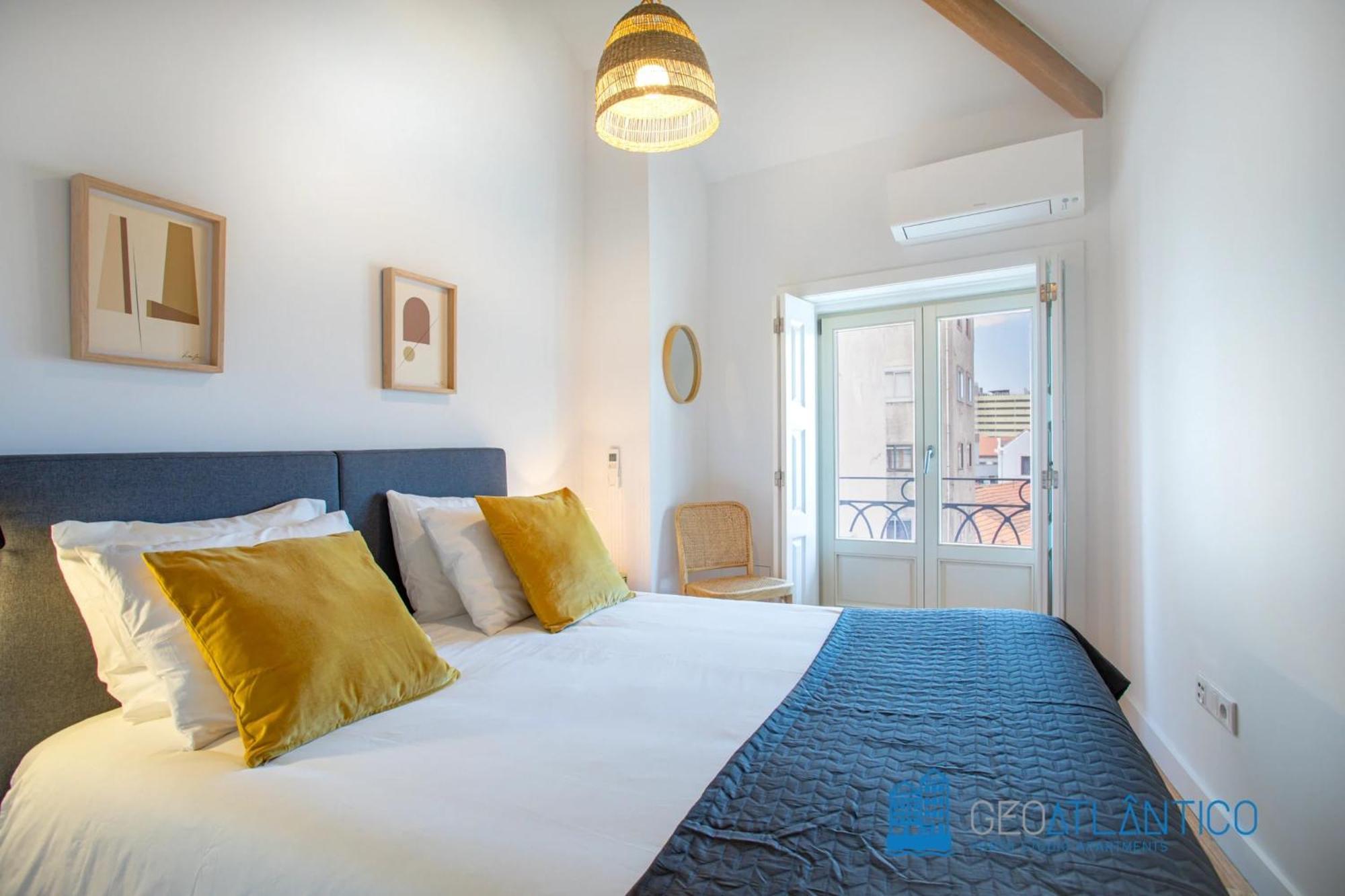 Poveiros Oak Loft - Santo Ildefonso Apartment Porto Luaran gambar